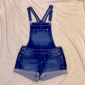 M• Juniors No Boundaries Coveralls